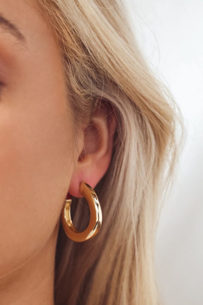 boho outfit ideas - Chunky gold hoops from Lulus